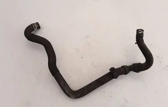 Renault Megane II Engine coolant pipe/hose 8200393235