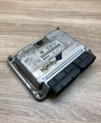 Seat Leon (1M) Engine control unit/module ECU 038906012CA 0281010230