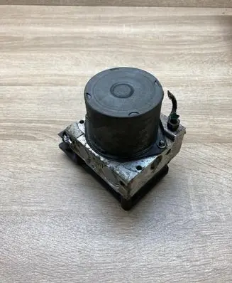 Renault Megane II ABS Pump 0265800300 8200038695 0265231300
