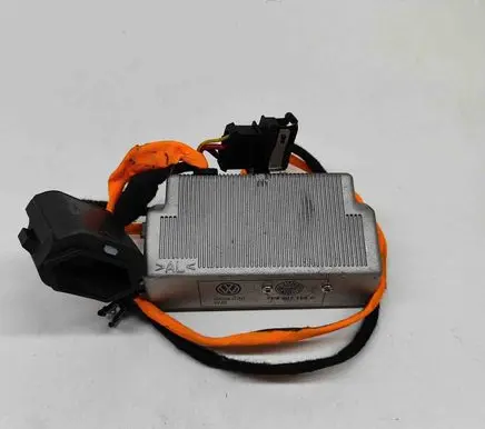 Volkswagen Touareg II Voltage converter inverter 7P6907155C