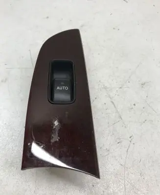 Lexus LS 430 Quarter vent window switch P4CN010W1