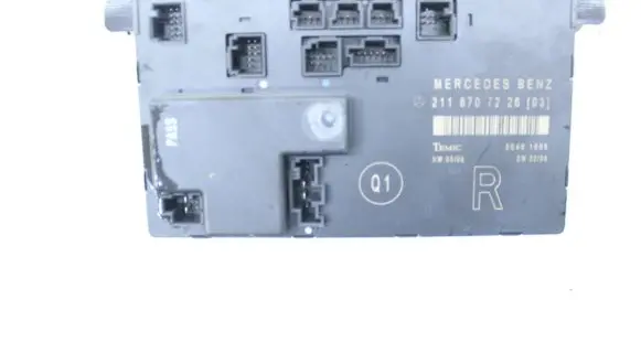 Mercedes-Benz E W211 Door control unit/module 2118707226