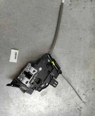 Mercedes-Benz CLA C118 X118 Front door lock A0997203402