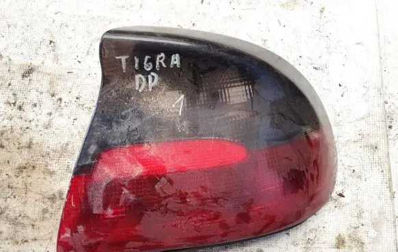 Opel Tigra A Rear/tail lights