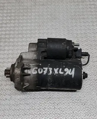 Volkswagen Golf IV Starter motor 0001121006 7020911