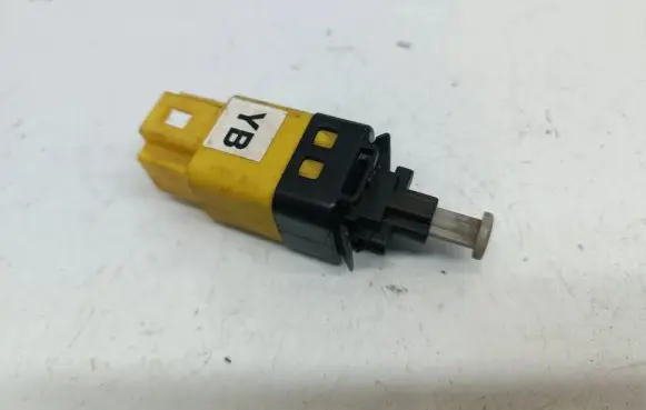 Chevrolet Lacetti Brake pedal sensor switch