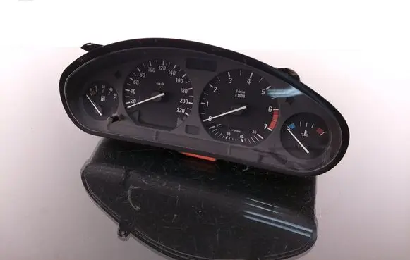Speedometer (instrument cluster)