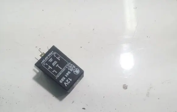 Skoda Fabia Mk2 (5J) Other relay 
