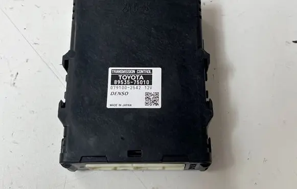 Toyota Prius (XW30) Engine control unit/module 8953575010 0791002542