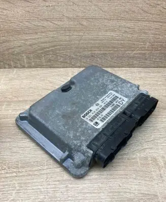 Opel Astra G Engine control unit/module ECU 09181243 0281010050 Used