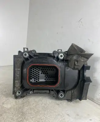 Volkswagen Tiguan Intake resonator 03C145650B 03C130502K