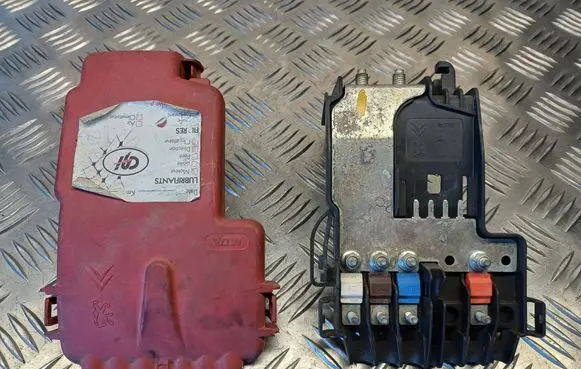 Citroen Berlingo Fuse module 9660222380 9662286280