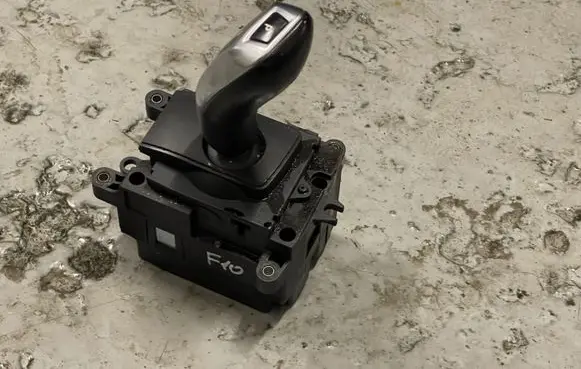 BMW 5 F10 F11 Gear selector 9218101