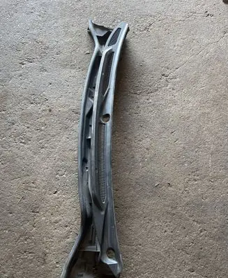Toyota Land Cruiser (J200) Wiper trim 5570860090