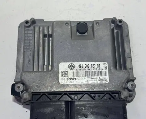 Volkswagen Tiguan Engine control unit/module 06J906027BT 06J907309A 0261S06914