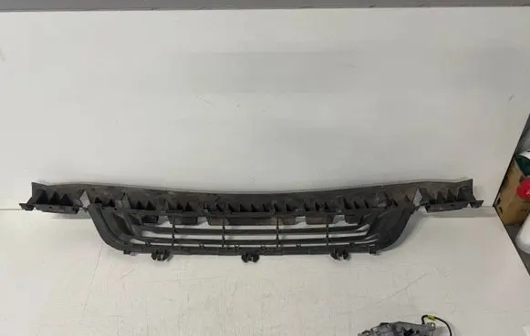 BMW i3 Front grill 7306434