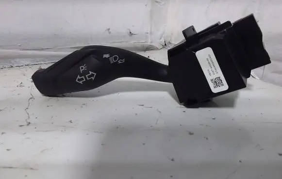 Ford C-MAX II Indicator stalk AV6T13335AE