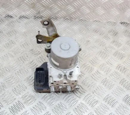Mazda 6 ABS Pump 1338006980 GDK4437A0