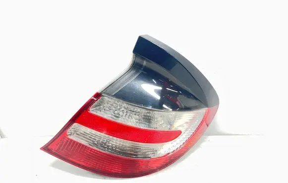 Mercedes-Benz C W203 Rear/tail lights A2038202664