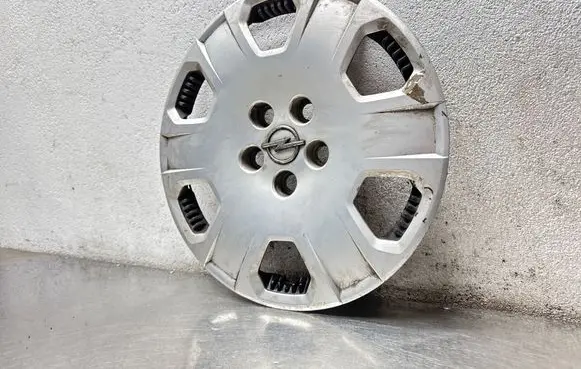 Opel Astra G R16 wheel hub/cap/trim 13102459 13102461 13102460