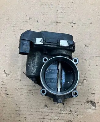 BMW 5 F10 F11 Throttle valve 7555944