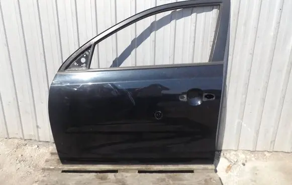 Hyundai i30 Front door