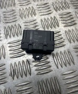 Toyota Avensis T250 Seat heating relay 875010W0100 200420