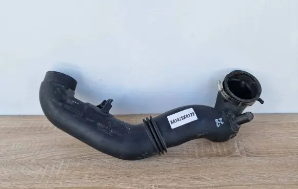 Subaru Legacy Air intake hose/pipe A12AG05