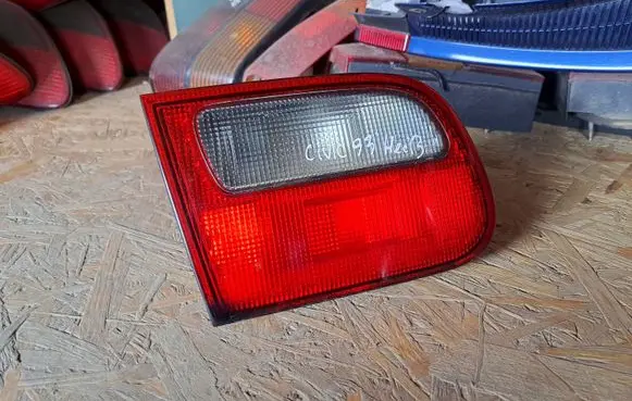 Honda Civic Tailgate rear/tail lights 0431124L 0431124