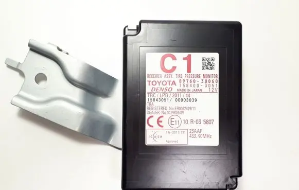 Lexus GS 250 350 300H 450H Tire pressure control unit 89760-30060