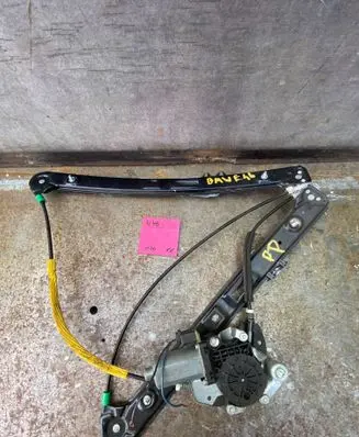 BMW 3 E46 Front door window regulator motor 119143XXX 6283620640