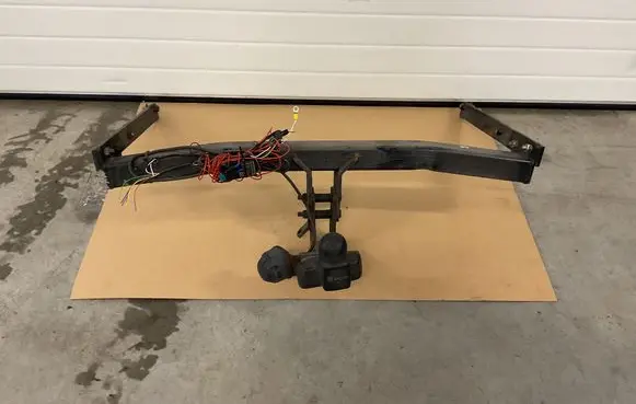Ford Kuga I Tow bar set 