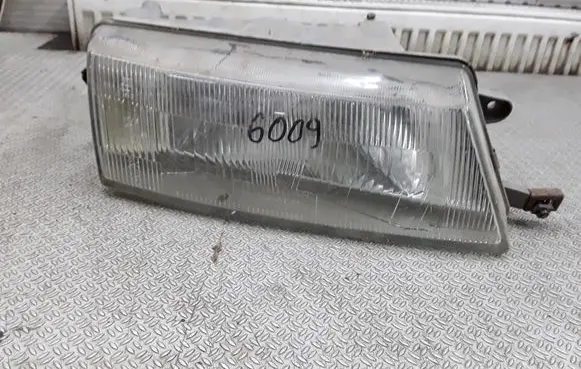Subaru Impreza I Headlight/headlamp E13020393