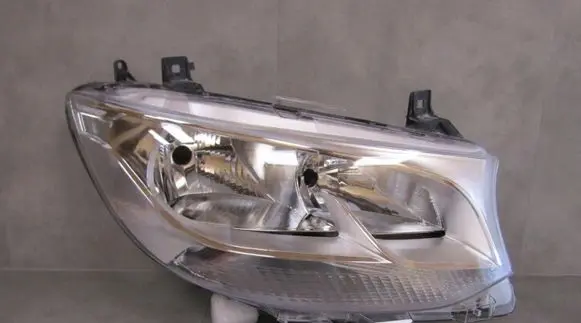 Mercedes-Benz Sprinter W907 W910 Headlight/headlamp A9109060100