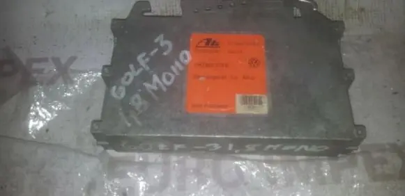 Volkswagen Golf III ABS control unit/module 1H0907379B