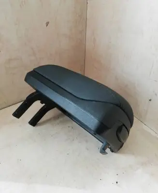 Volvo V50 Armrest
