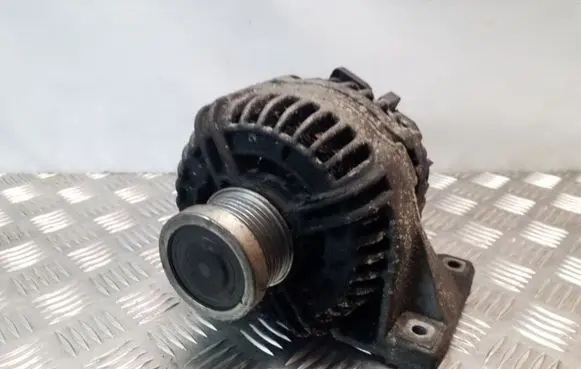 Volvo S60 Generator/alternator 30667787 0124525060