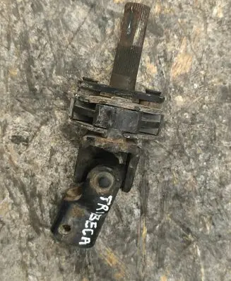Subaru B9 Tribeca Steering column universal joint