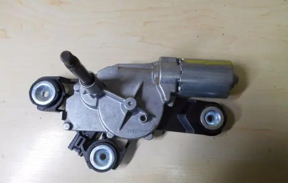 Volvo V50 Wiper motor 3M51R17K441AE Z354