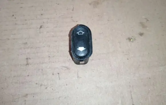 Ford Mondeo Mk III Electric window control switch 93BG15B679AA