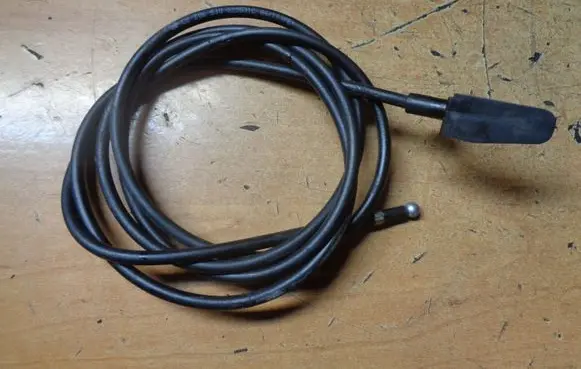 Skoda Fabia Mk2 (5J) Engine bonnet/hood lock release cable 5J0823531C