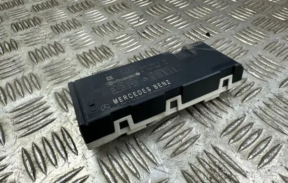 Mercedes-Benz GLC C253 Tailgate/trunk control unit/module A2059007218 A2059012008