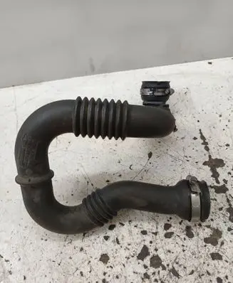 Renault Trafic II (X83) Intercooler hose/pipe 8200470985 93856622