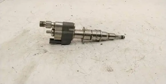 BMW 3 E90 E91 Fuel injector 7589048 10181010 13537589048-08