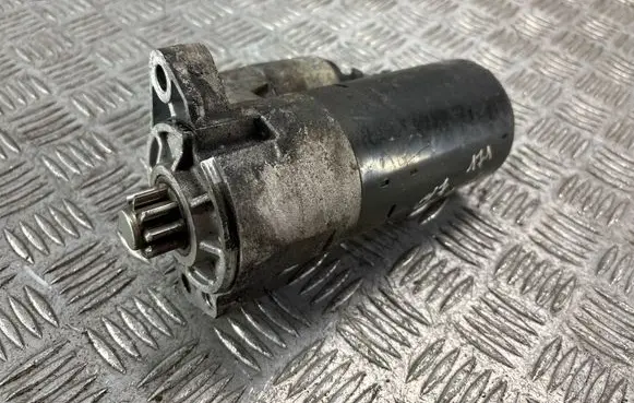 Audi A6 S6 C6 4F Starter motor 000112521