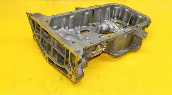 Opel Zafira B Oil sump