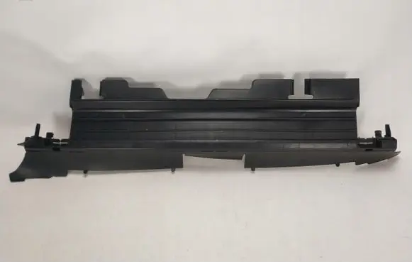 Mercedes-Benz E W213 Radiator trim A2135050130