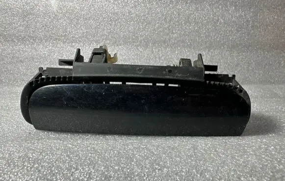 Audi A4 S4 B7 8E 8H Rear door exterior handle 4B0839885