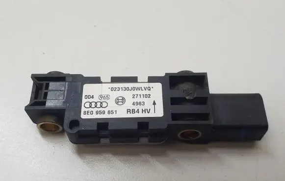 Audi A4 S4 B6 8E 8H Airbag deployment crash/impact sensor 8E0959651