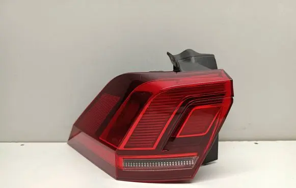 Volkswagen Tiguan Rear/tail lights 